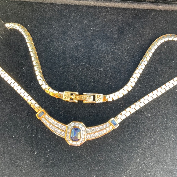 ATWOOD & SAWYER VINTAGE GOLD PLATED CHOKER w/SIMULATED BLUE SAPPHIRE STONES - Picture 3 of 10